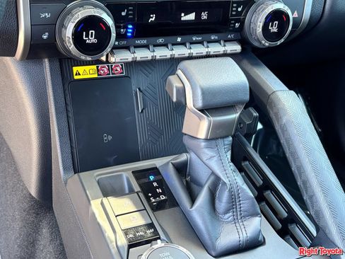Certified 2026 Toyota 4Runner Limited AWD/4WD image 30