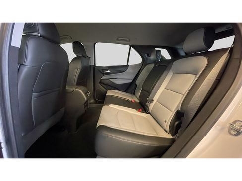 Used 2018 Chevrolet Equinox Premier AWD/4WD image 15