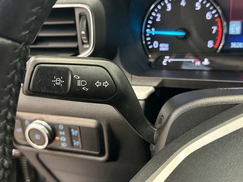Used 2023 Ford Explorer XLT w/ Equipment Group 202A AWD/4WD image 37
