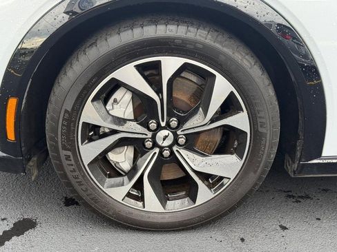 Certified 2022 Ford Mustang Mach-E Premium image 10