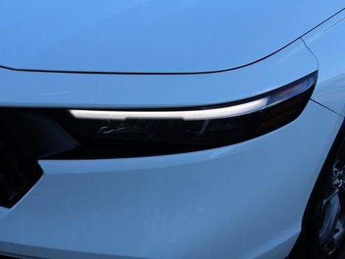 Used 2024 Honda Accord EX image 11