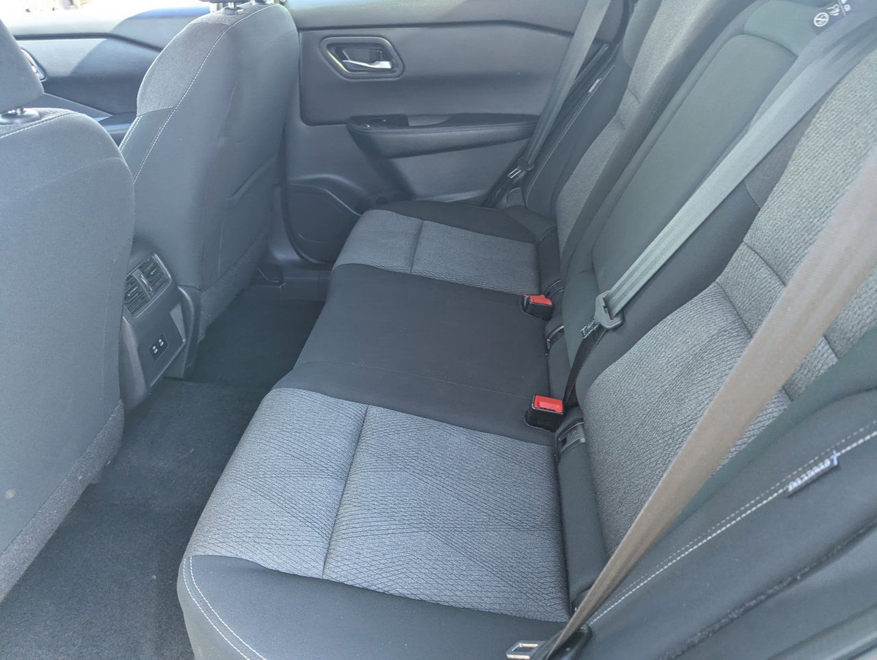 Certified 2025 Nissan Rogue SV AWD/4WD image 16