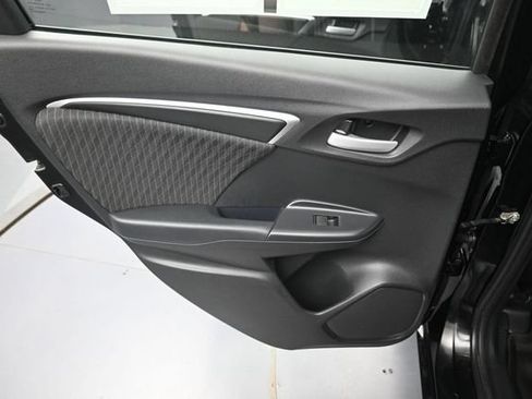 Used 2020 Honda Fit EX image 28