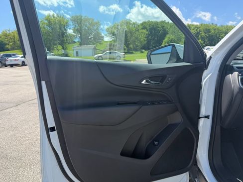Used 2024 Chevrolet Equinox LT w/ LPO, Floor Liner Package AWD/4WD image 16