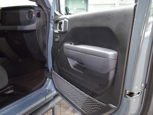 Used 2024 Jeep Wrangler Rubicon w/ Safety Group image 33