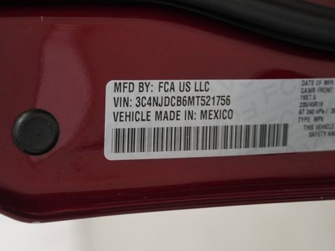 Certified 2021 Jeep Compass Limited w/ Sun and Sound Group image 56