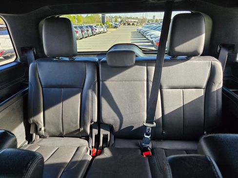 Used 2020 Ford Expedition XLT w/ Equipment Group 202A image 31
