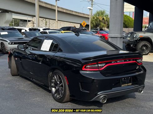 Used 2021 Dodge Charger Scat Pack w/ Plus Group RWD image 5