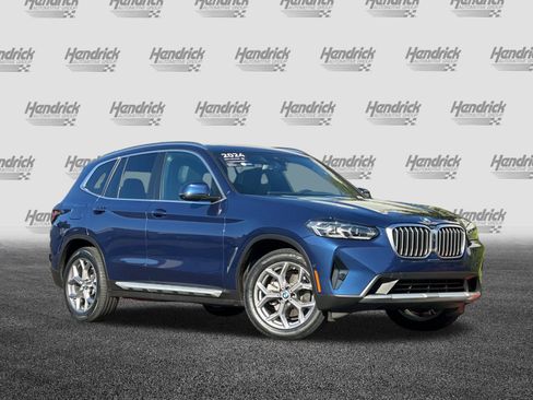 Used 2024 BMW X3 xDrive30i w/ Premium Package image 2