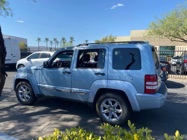 Used 2012 Jeep Liberty Sport RWD image 2