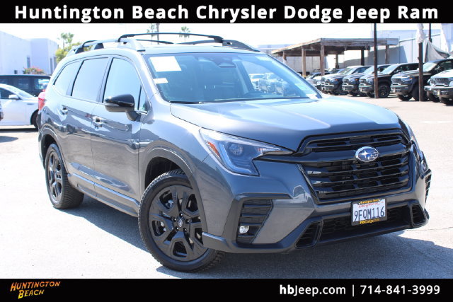 Used 2023 Subaru Ascent Onyx Edition AWD/4WD image 1