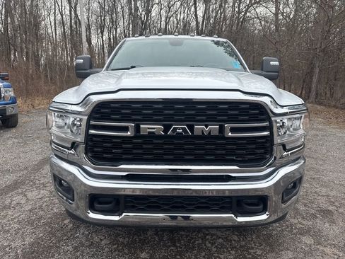 Used 2024 RAM 3500 Big Horn image 2