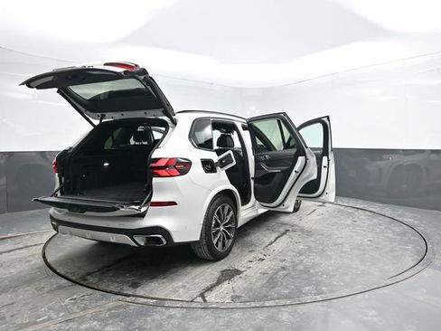 Used 2025 BMW X5 xDrive40i image 43