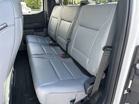 New 2025 Ford F550 4x4 SuperCab Super Duty image 17