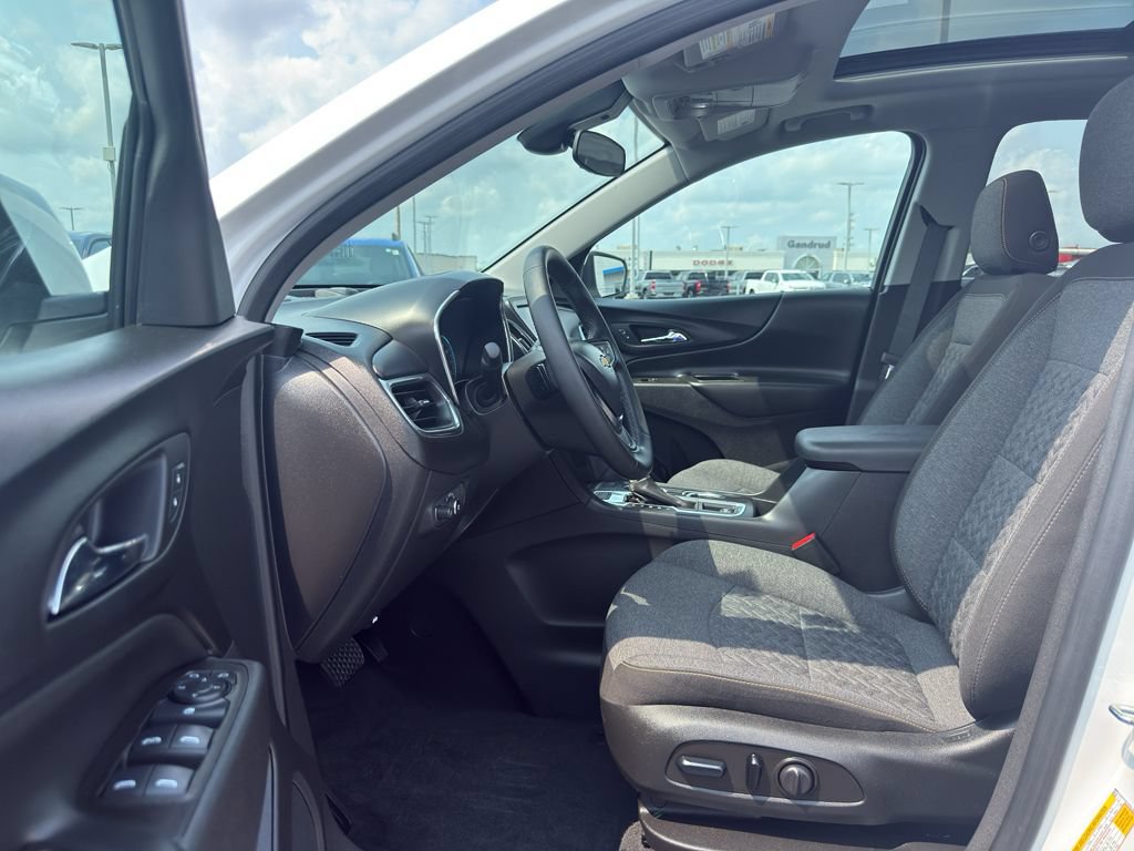 Certified 2024 Chevrolet Equinox LT w/ LPO, Floor Liner Package AWD/4WD image 11