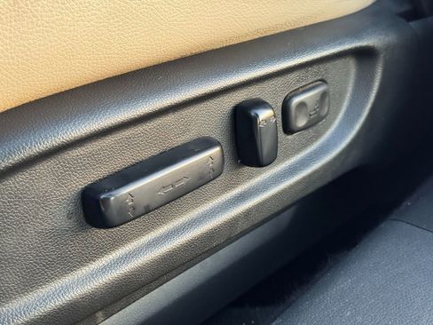 Used 2017 Honda Accord EX-L image 31