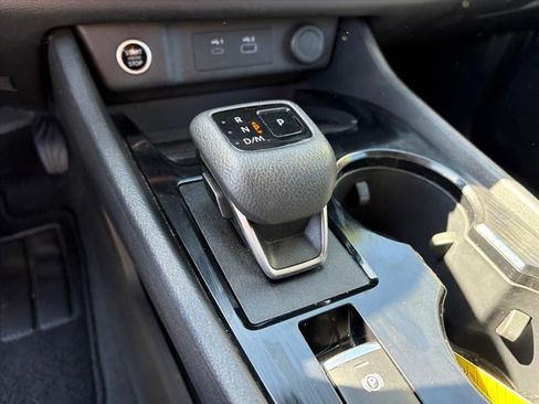 Used 2023 Nissan Rogue SV AWD/4WD image 25