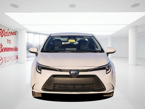 Certified 2024 Toyota Corolla LE image 4
