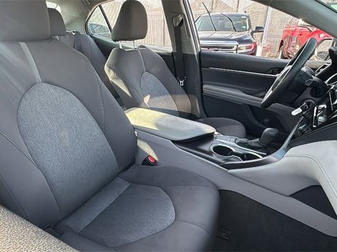 Used 2023 Toyota Camry LE image 6