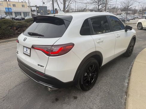 Used 2026 Honda HR-V Sport image 11