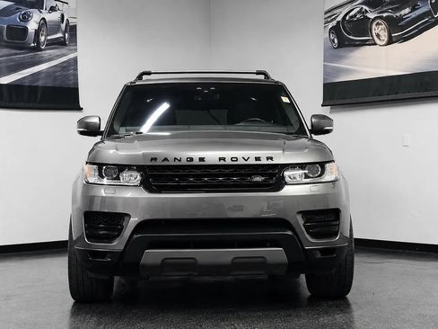 Used 2017 Land Rover Range Rover Sport SE AWD/4WD image 2