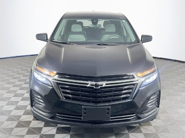 Used 2023 Chevrolet Equinox LS w/ LS Convenience Package FWD image 3