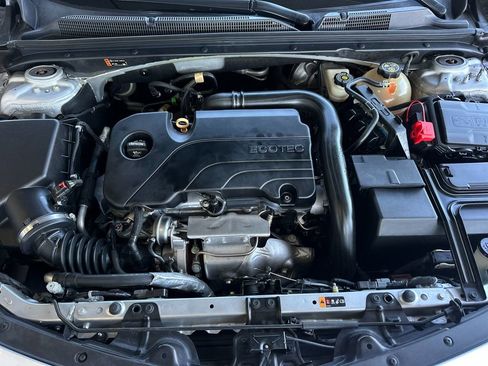 Used 2019 Chevrolet Malibu LT image 27