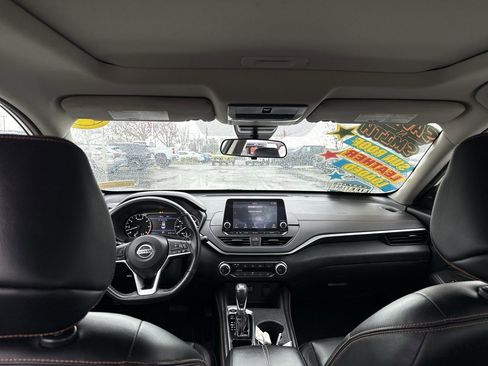 Used 2022 Nissan Altima 2.5 SR w/ Midnight Edition Package image 19