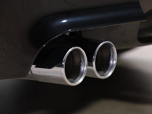 Used 2006 BMW M5 image 49