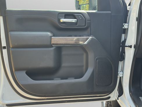 Used 2022 Chevrolet Silverado 2500 LT w/ Convenience Package AWD/4WD image 29