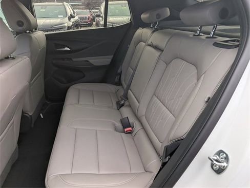 New 2026 Buick Envista Avenir image 19