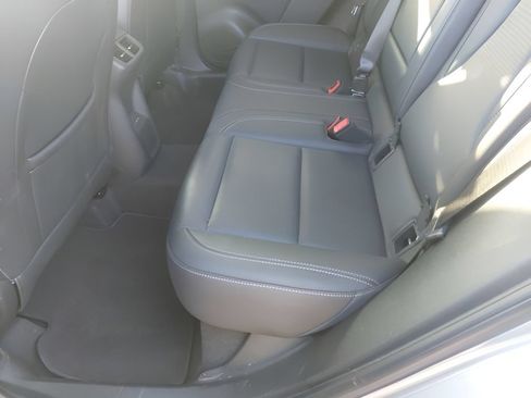 Used 2025 Buick Envision Preferred AWD/4WD image 28