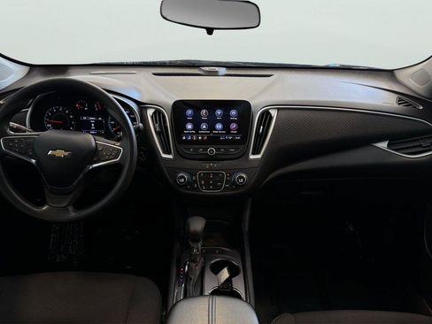 Used 2024 Chevrolet Malibu LT FWD image 11