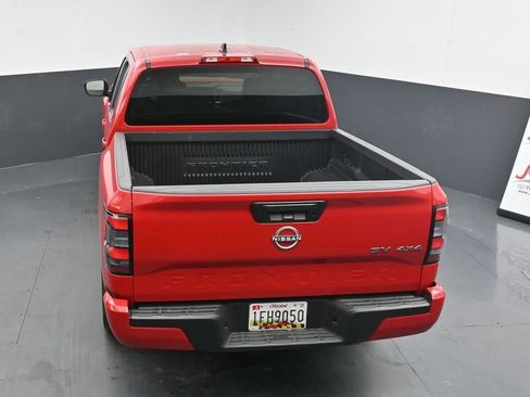 Used 2023 Nissan Frontier SV image 27