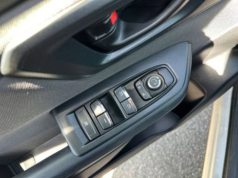 Used 2025 Subaru Forester Premium AWD/4WD image 21