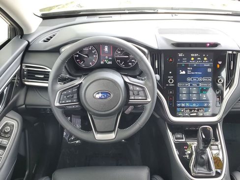 Used 2025 Subaru Outback Touring XT AWD/4WD image 18