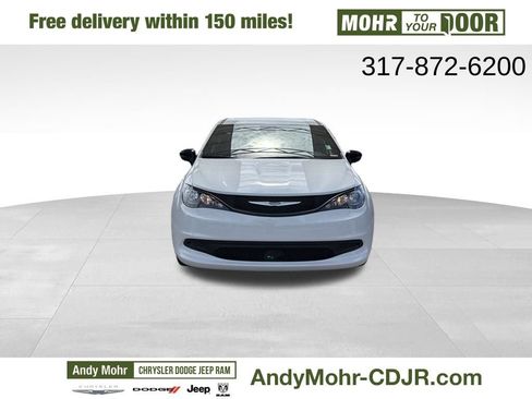 New 2026 Chrysler Voyager LX image 2