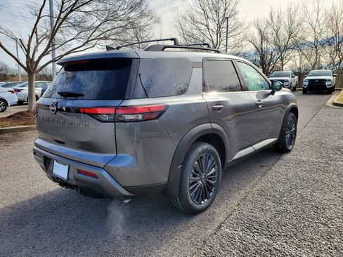 New 2026 Nissan Pathfinder SL w/ SL Premium Package AWD/4WD image 4