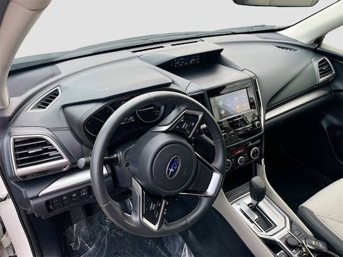 Used 2024 Subaru Forester Premium image 9