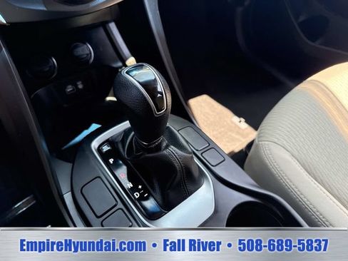 Used 2018 Hyundai Santa Fe SE w/ Cargo Package AWD/4WD image 25