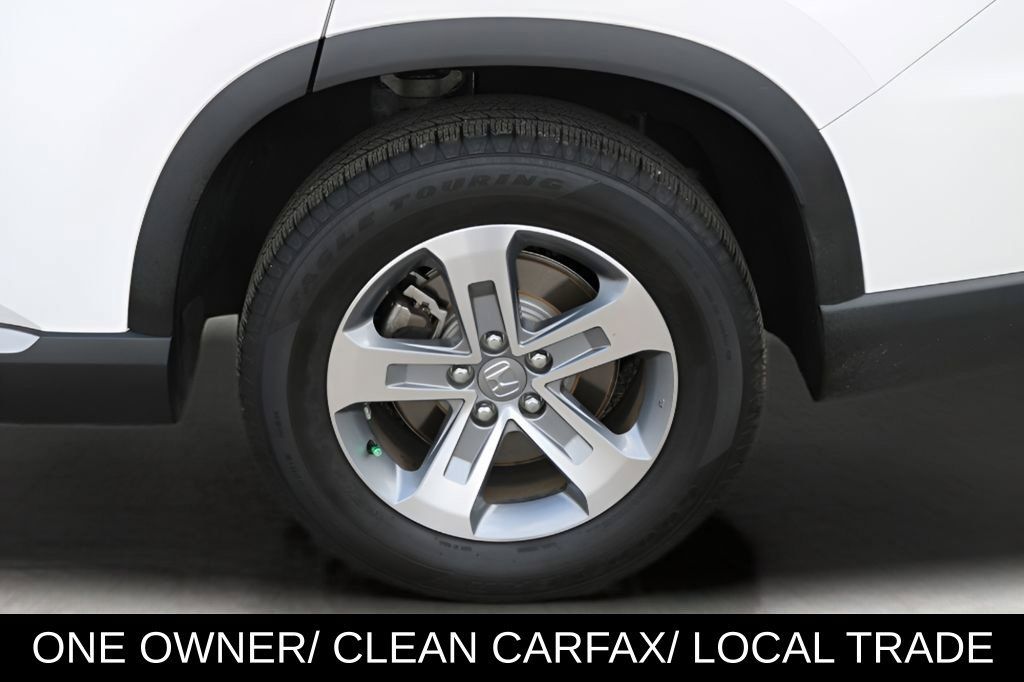 Used 2025 Honda Pilot EX-L image 9