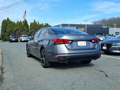 Used 2024 Nissan Altima 2.5 SR image 6