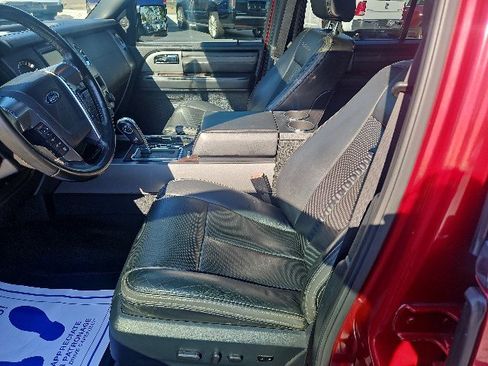 Used 2015 Ford Expedition Platinum image 9
