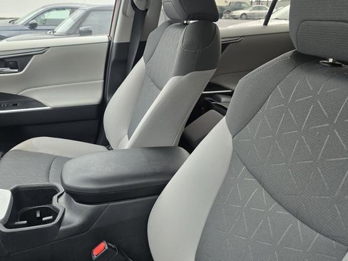 Used 2023 Toyota RAV4 XLE w/ Convenience Package AWD/4WD image 19