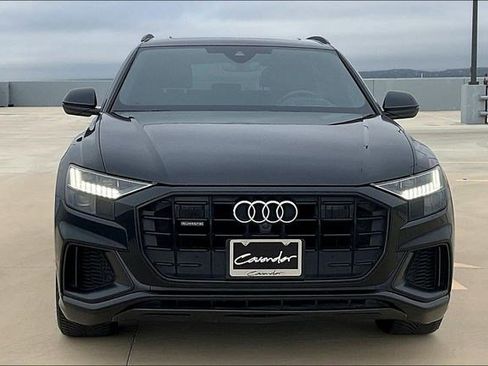 Used 2021 Audi Q8 Prestige w/ Prestige Package image 3