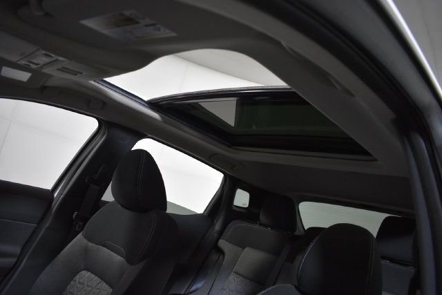 Certified 2026 Nissan Kicks SV w/ SV Premium Package AWD/4WD image 38