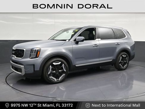 Used 2025 Kia Telluride EX FWD image 1