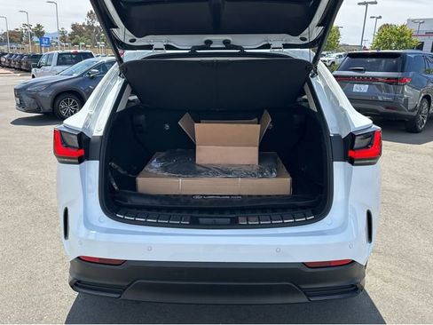 Used 2026 Lexus NX 450h+ AWD w/ Accessory Package (2T) image 19