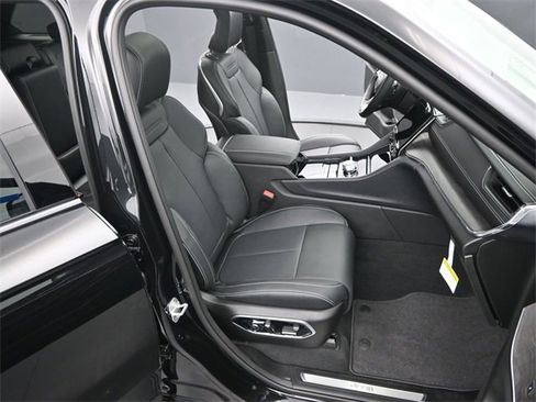 New 2025 Jeep Grand Cherokee Overland w/ Adv Protech Group III image 17