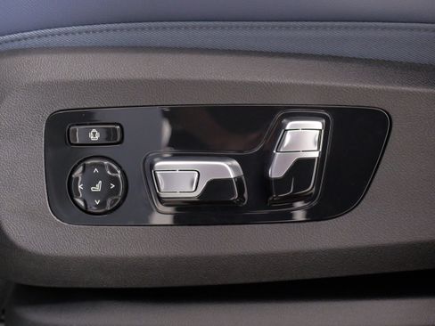 Used 2023 BMW XM w/ M Driver's Package AWD/4WD image 49